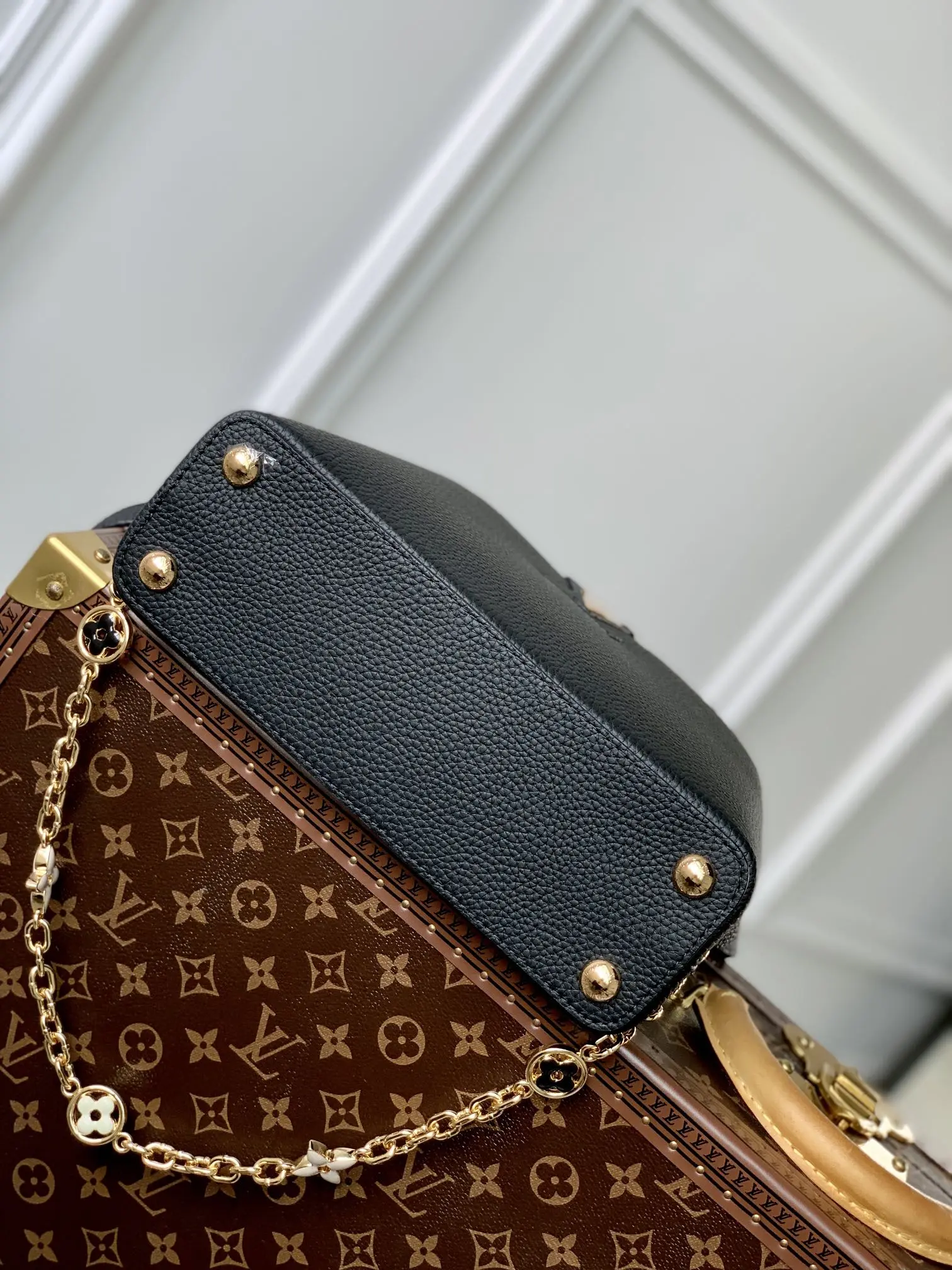 Louis Vuitton 2022 new Capucines Handbags M20708