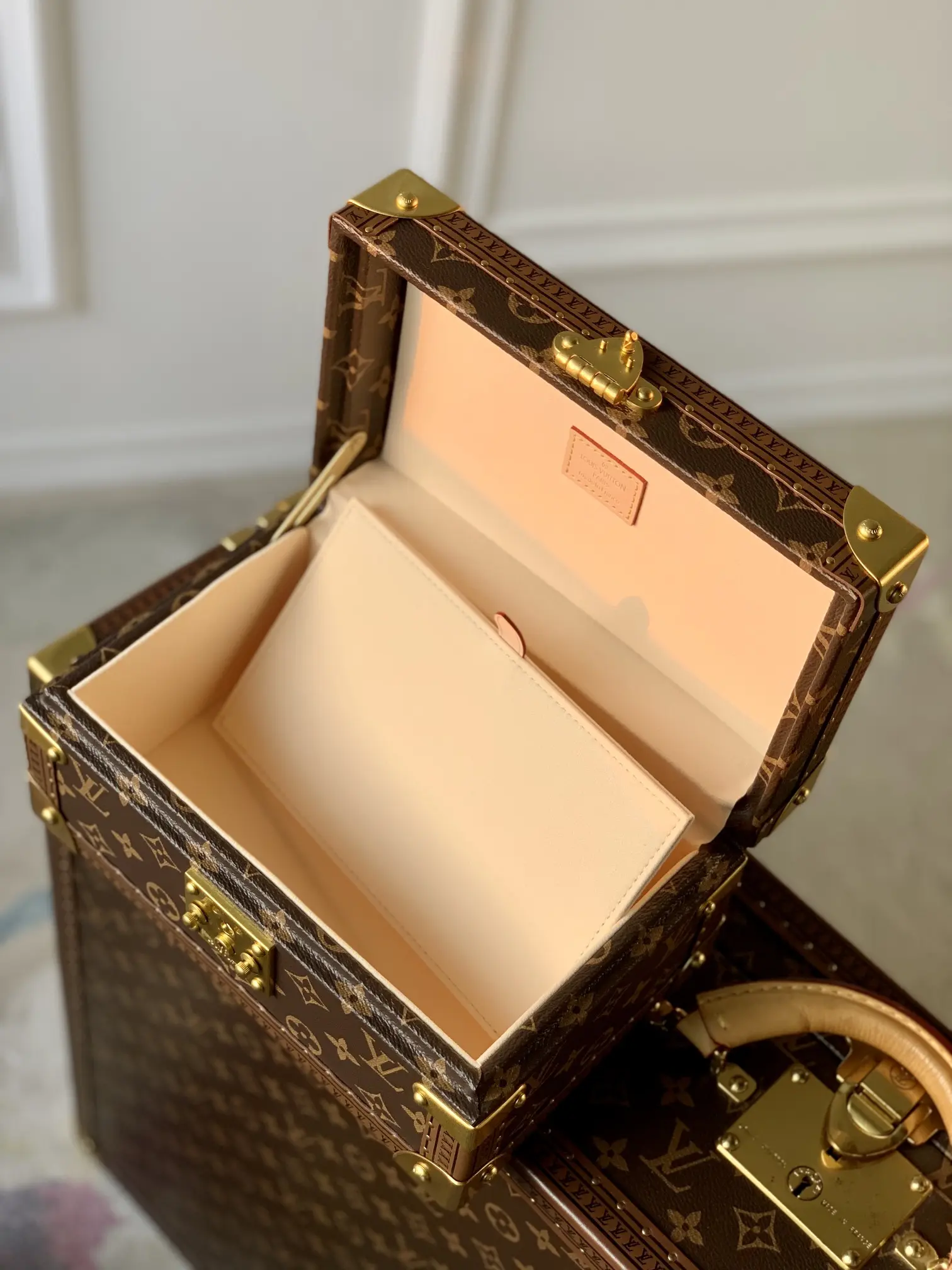 Louis Vuitton 2022 new Beauty case