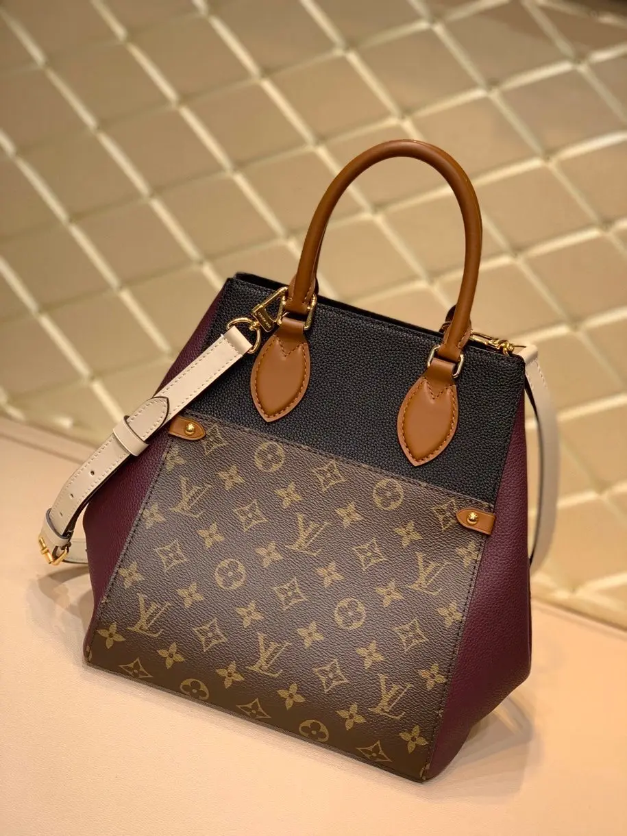 Louis Vuitton 2022 FOLD TOTE medium size Handbags M45409