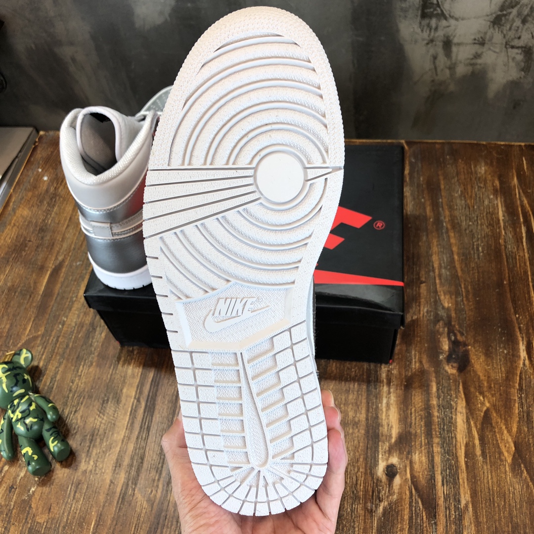Nike Air Jordan 1 High OG “Japan” sneaker