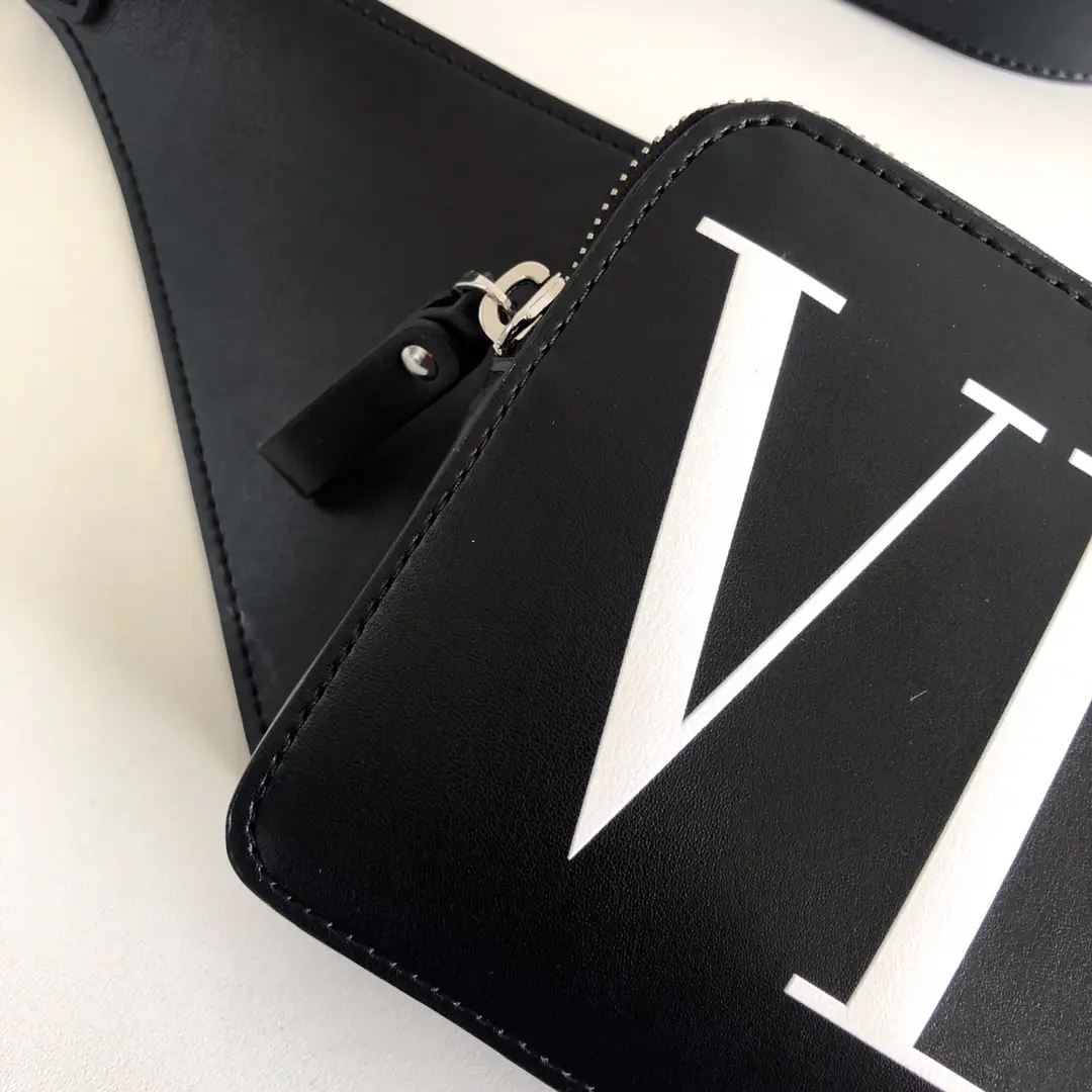  Valen Garavani VLTN Logo Handbags