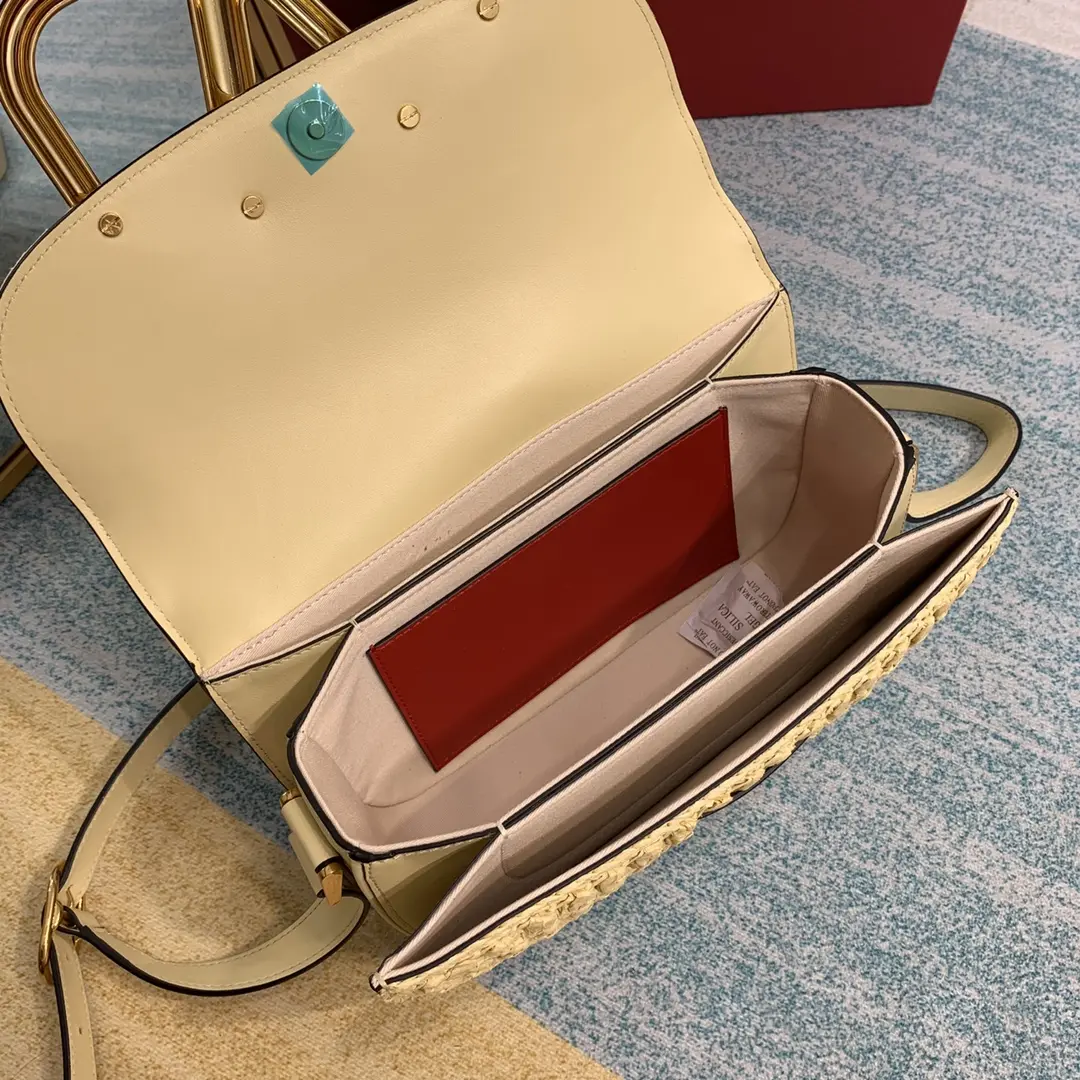  Valentino Garavani Supervee Handbags