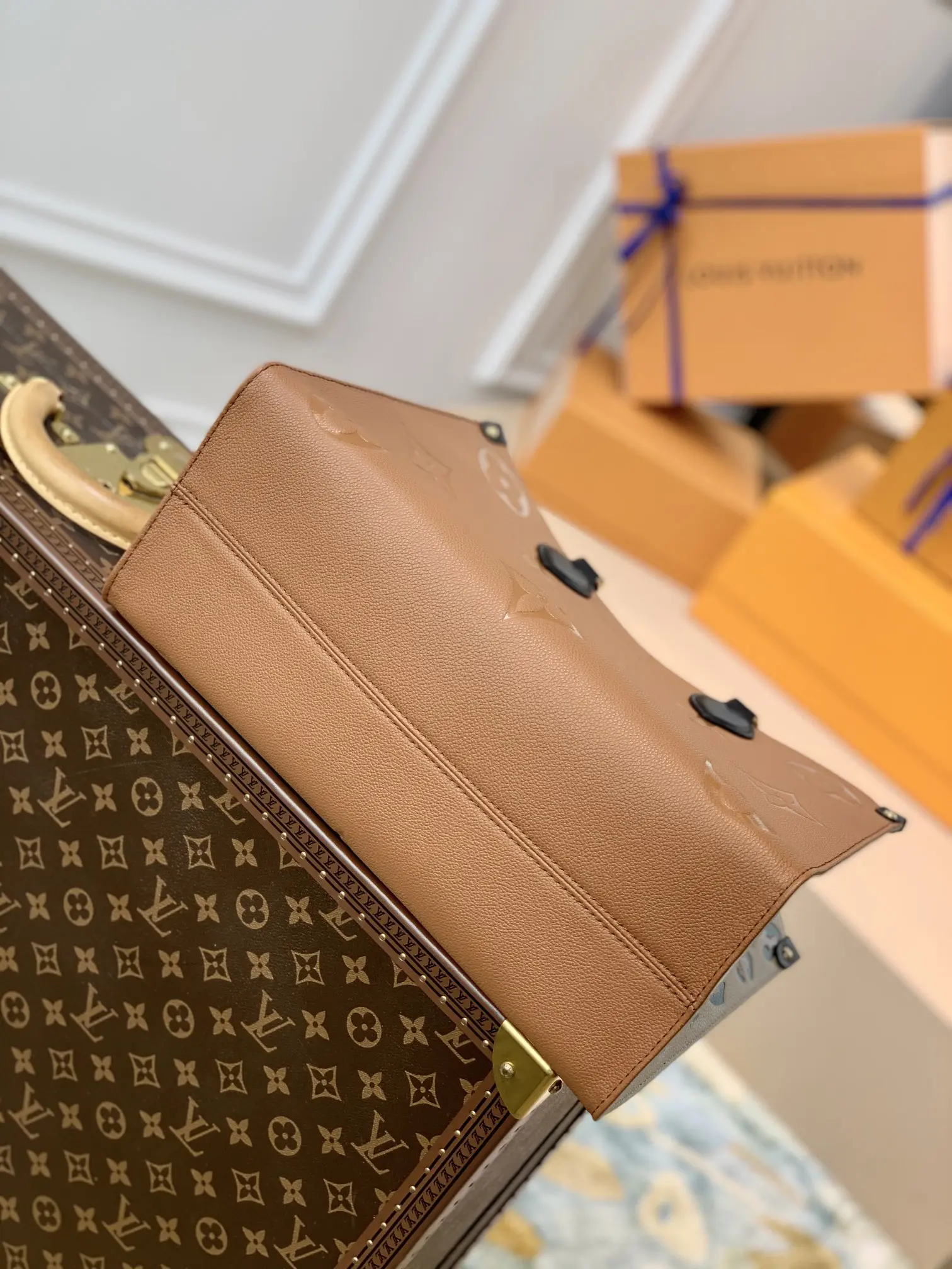 Louis Vuitton Onthego Handbags 