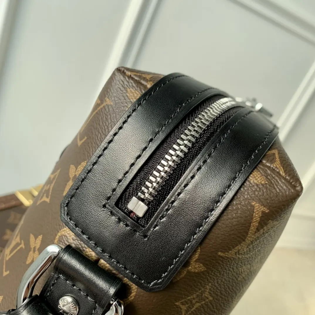 Louis Vuitton 2022 new sling bag