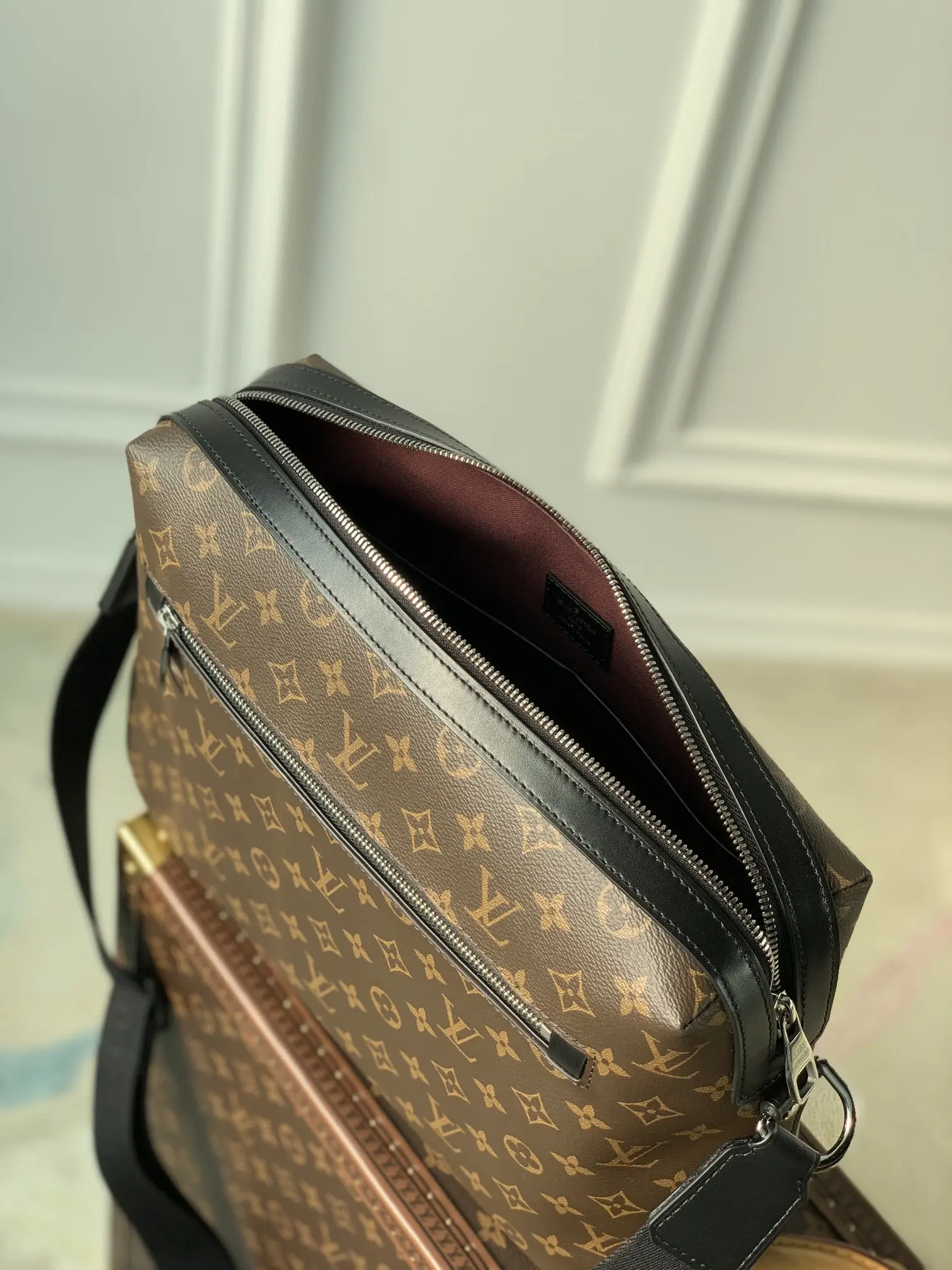 Louis Vuitton 2022 new sling bag