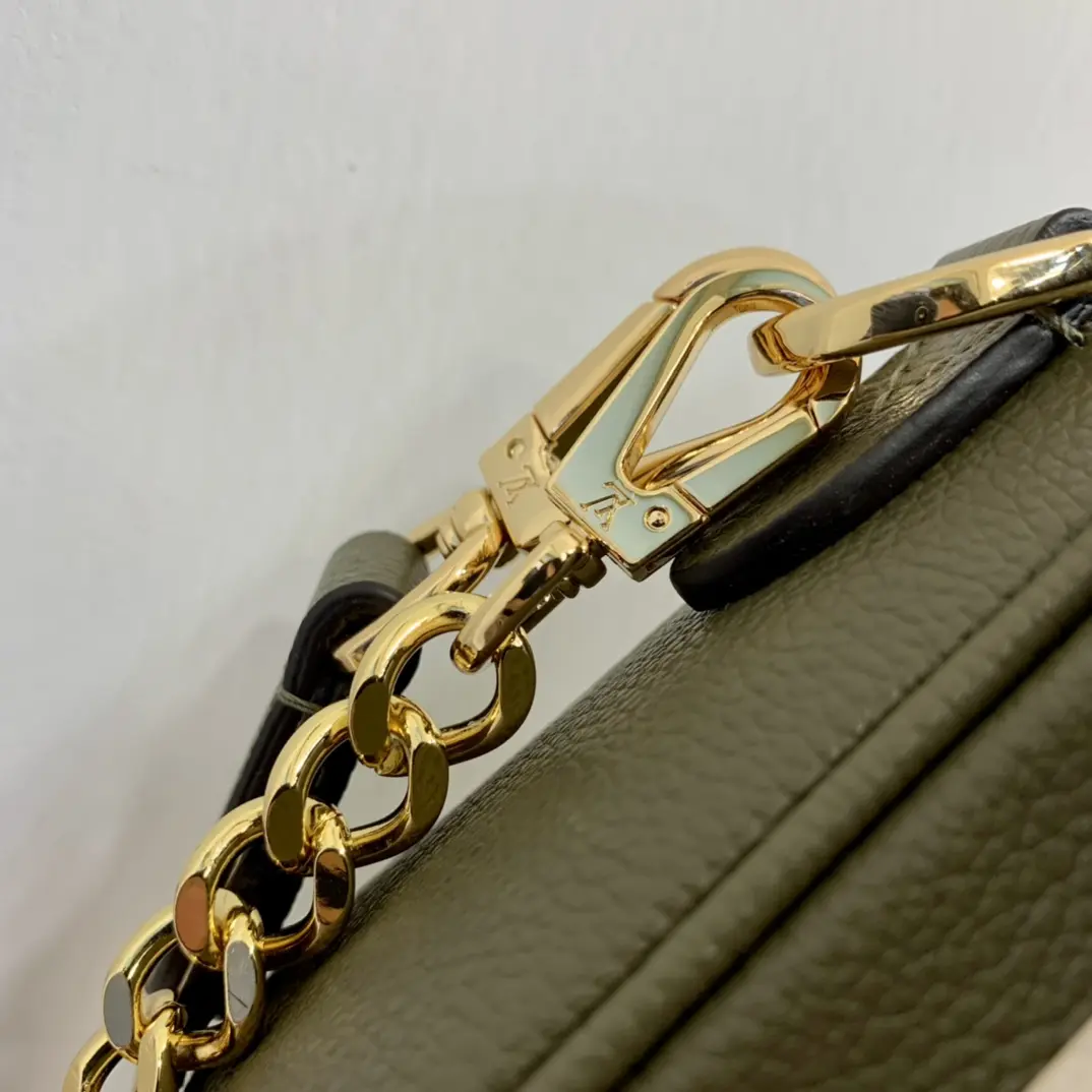 Louis Vuitton 2022 new sling bag