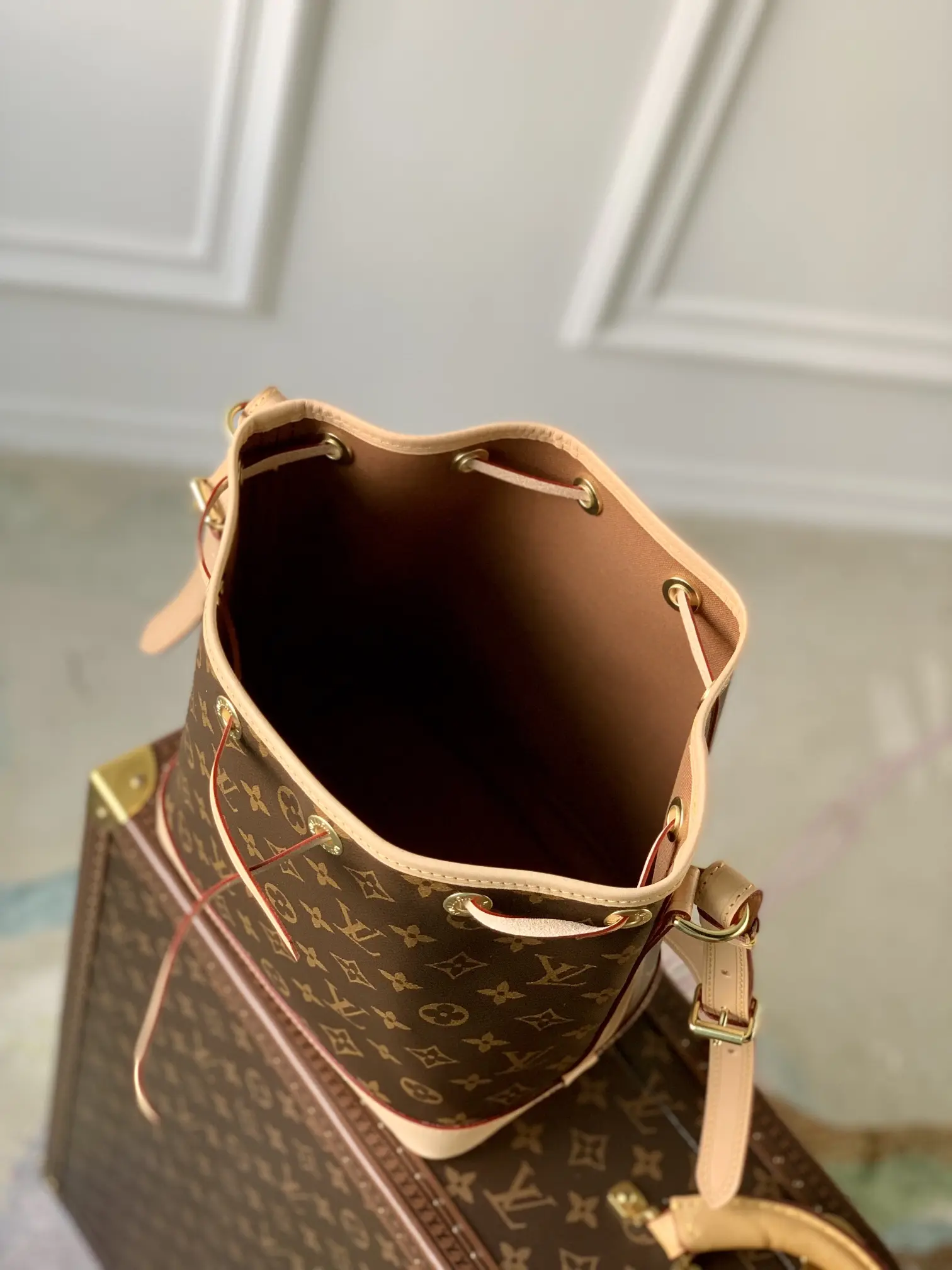 Louis Vuitton 2022 new sling bag