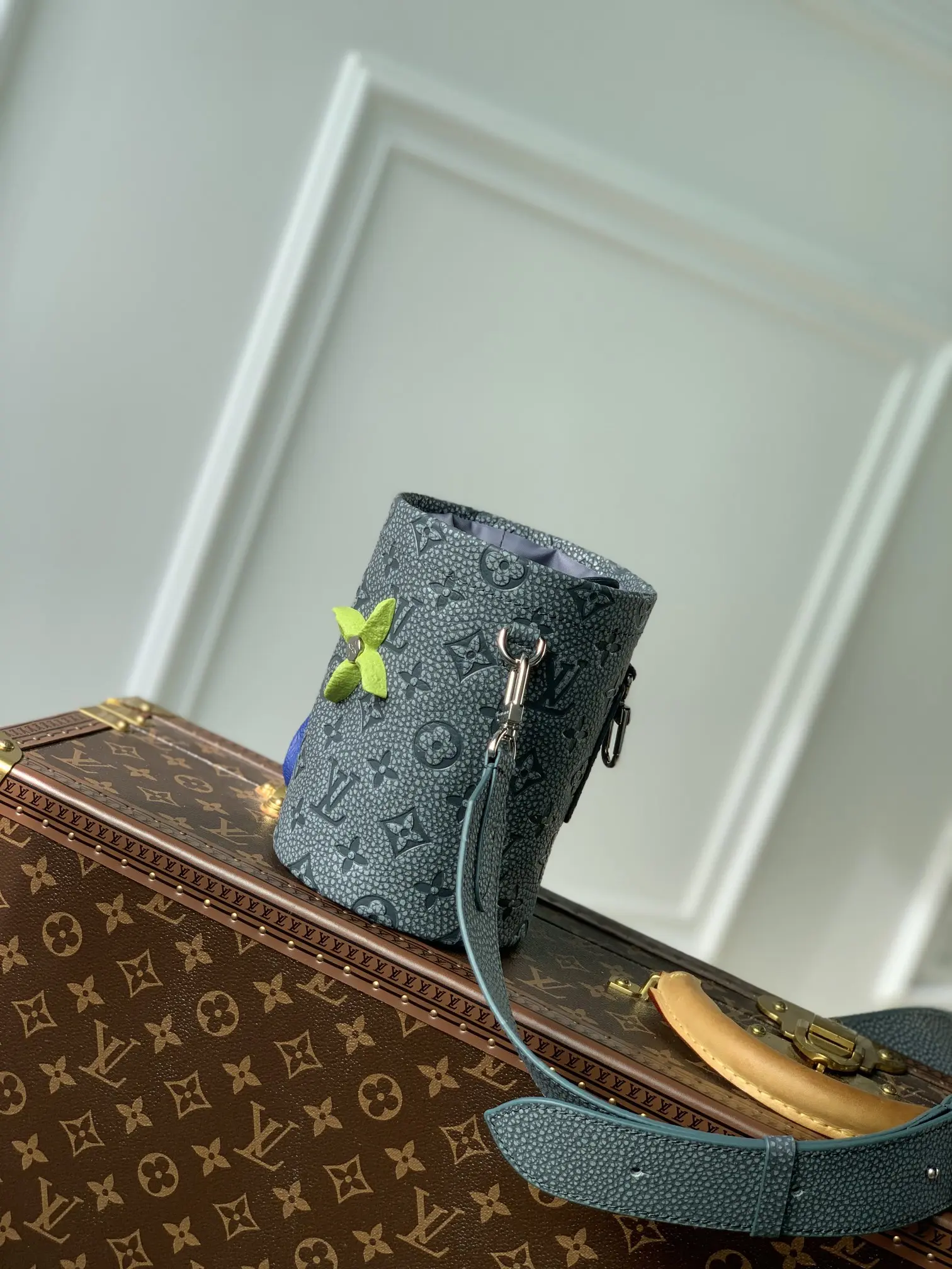 Louis Vuitton 2022 new sling bag