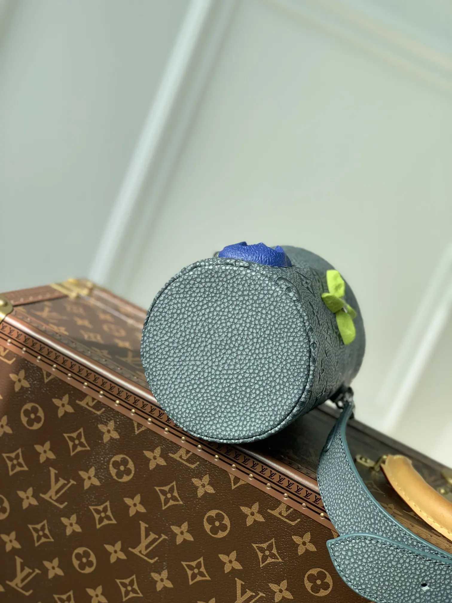 Louis Vuitton 2022 new sling bag