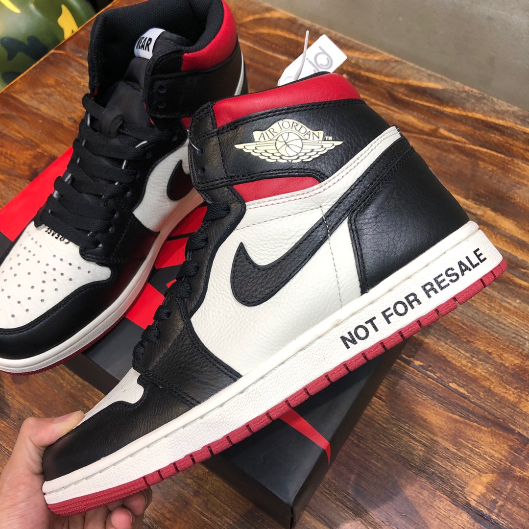 Nike Air Jordan 1 aj1 sneaker