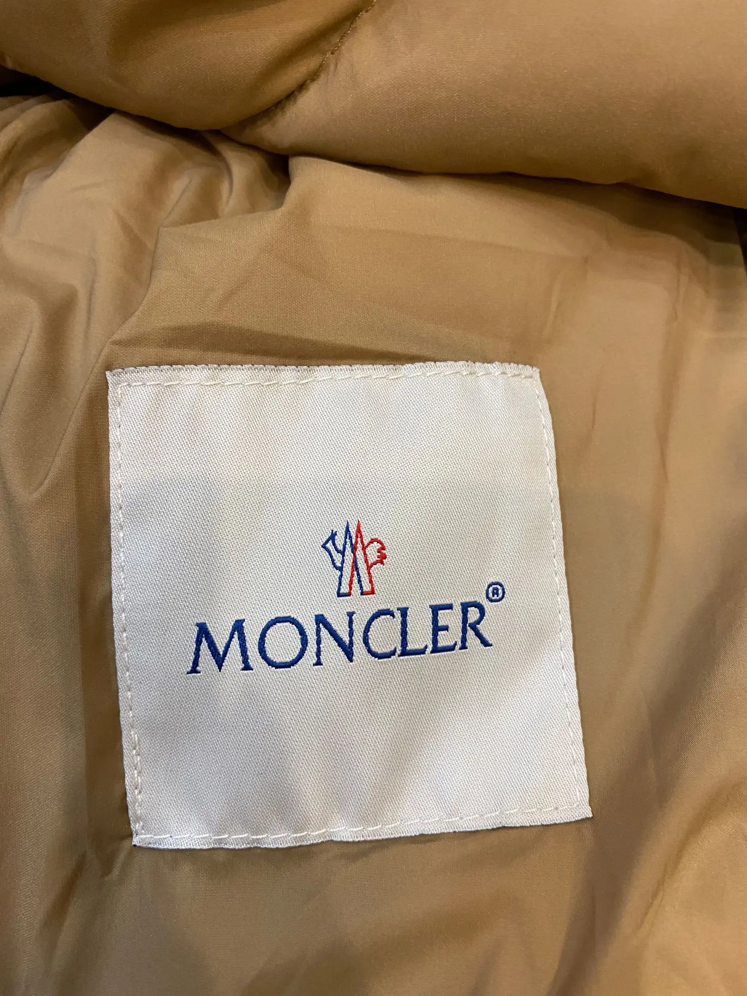 Moncler fashion down jacket TS22927103