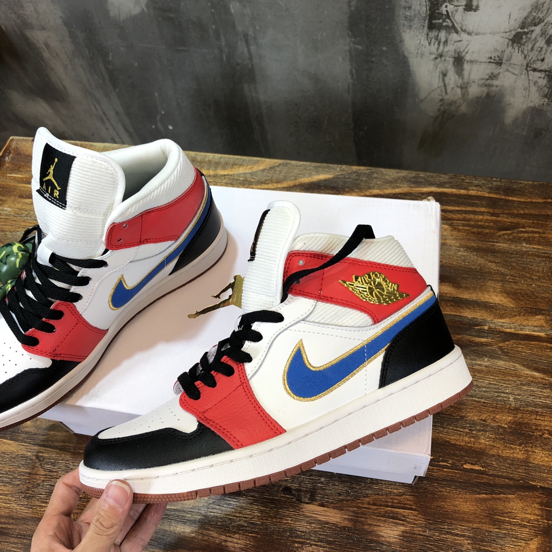 Nike Air Jordan 1 AJ1 Mid Sneaker