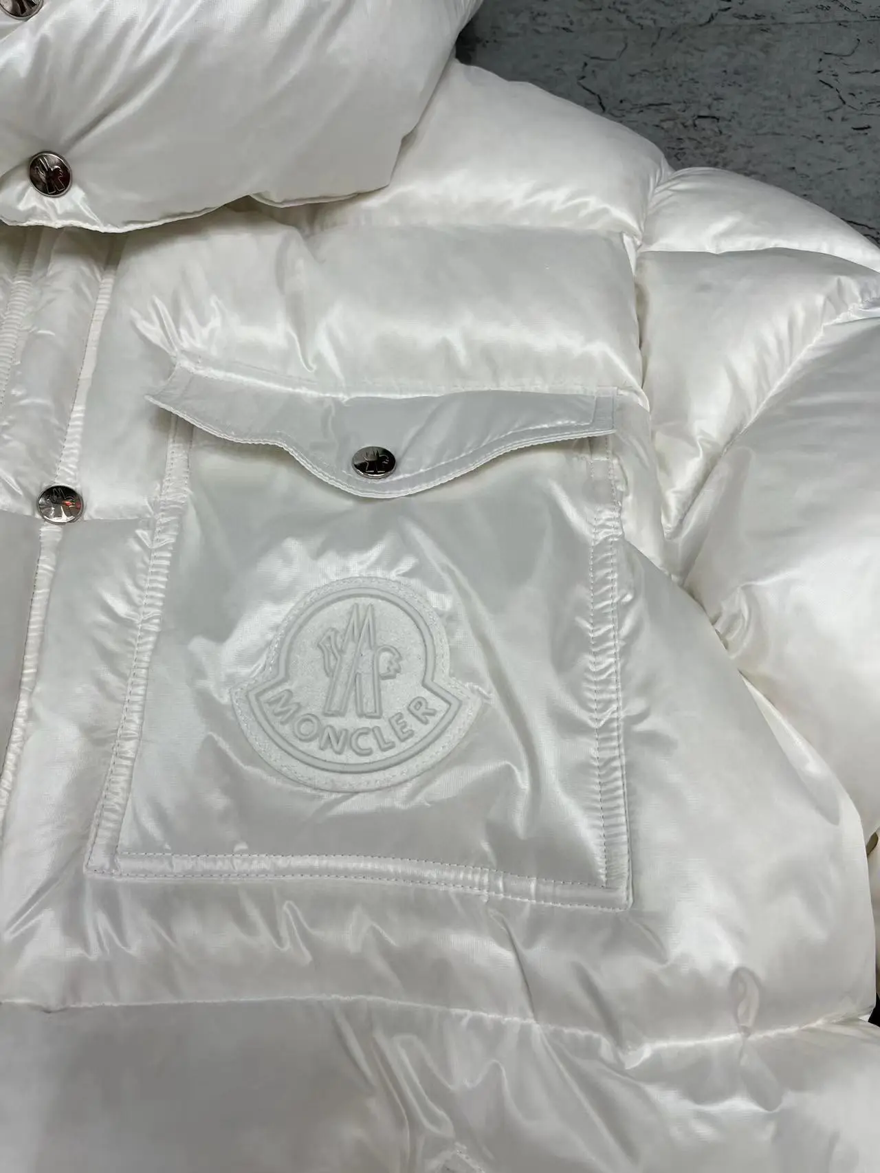 Moncler 2022 new down jacket DJ1021036