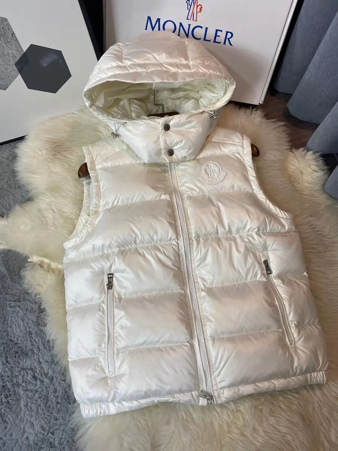 Moncler 2022 new down jacket