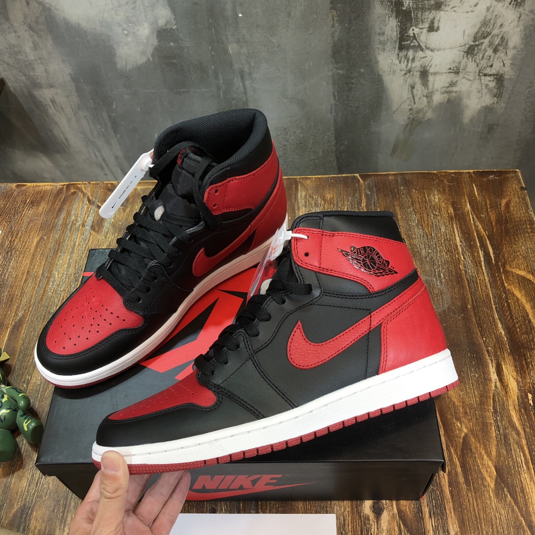 Nike Air Jordan 1 