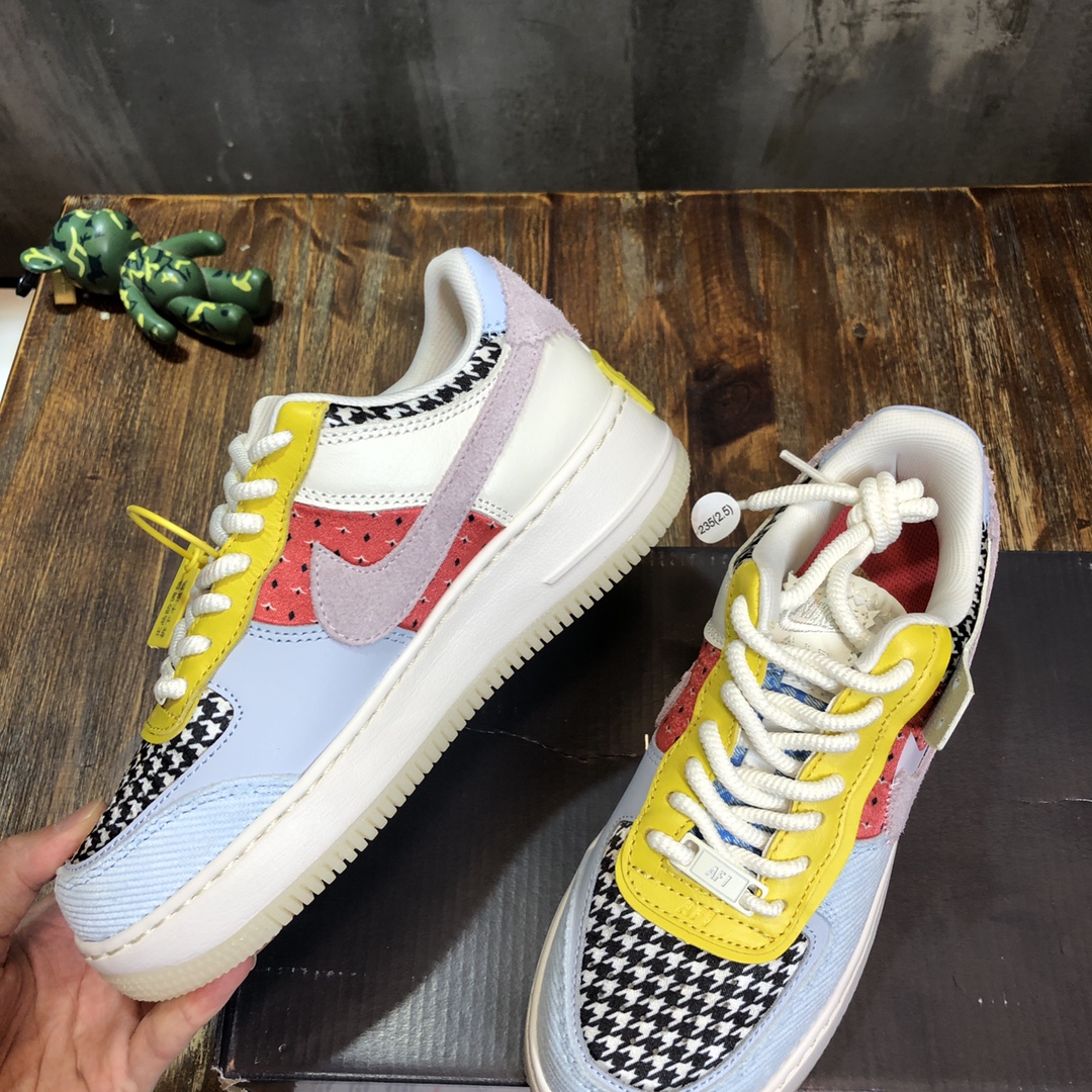 NIKE Air Force 1 sneaker