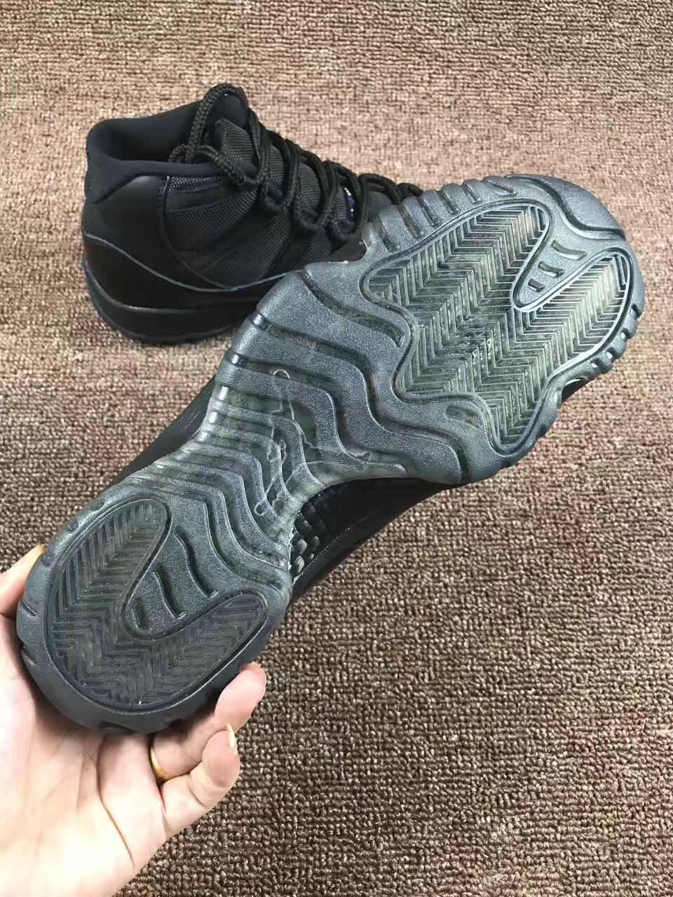Air Jordan Retro Xi Blackout Men Sneakers 6E0C71CF3D0D