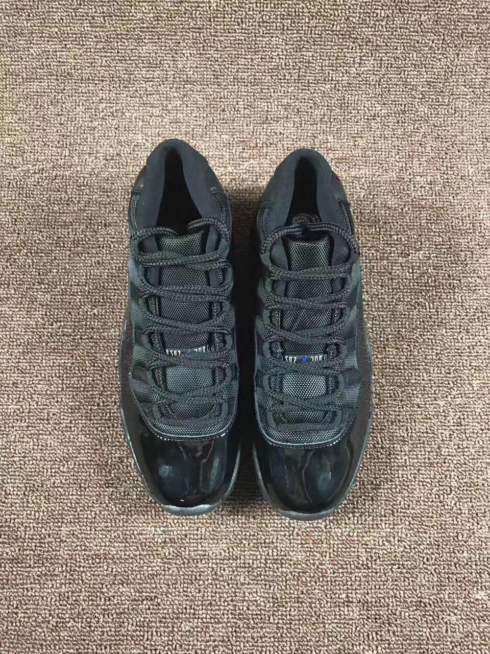 Air Jordan Retro Xi Blackout Men Sneakers 6E0C71CF3D0D