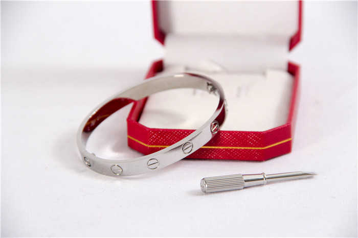 High Quality Sliver Cartier Bracelet  087BC7DF9204