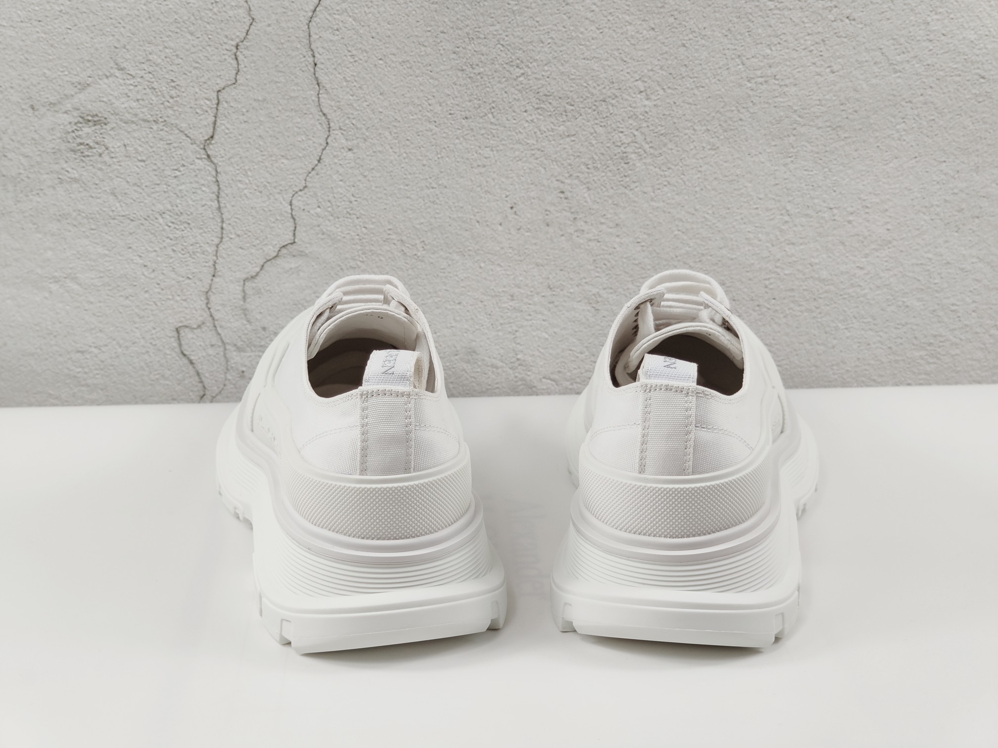 MCQ Sneaker Tread Slick in White