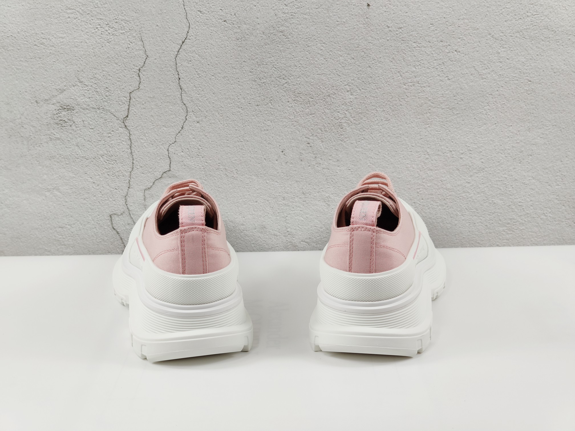 MCQ Sneaker Tread Slick in Pink 