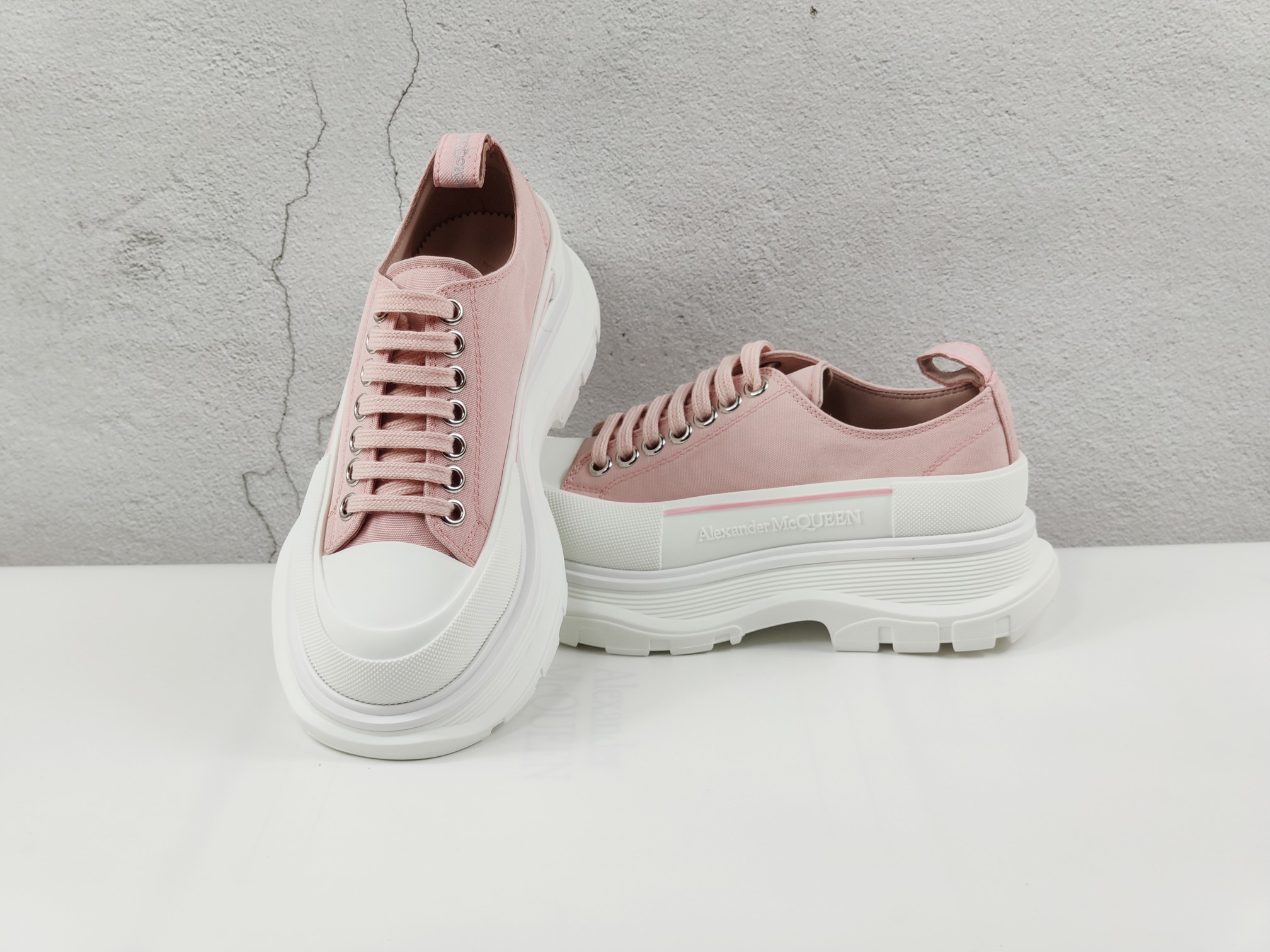 MCQ Sneaker Tread Slick in Pink 