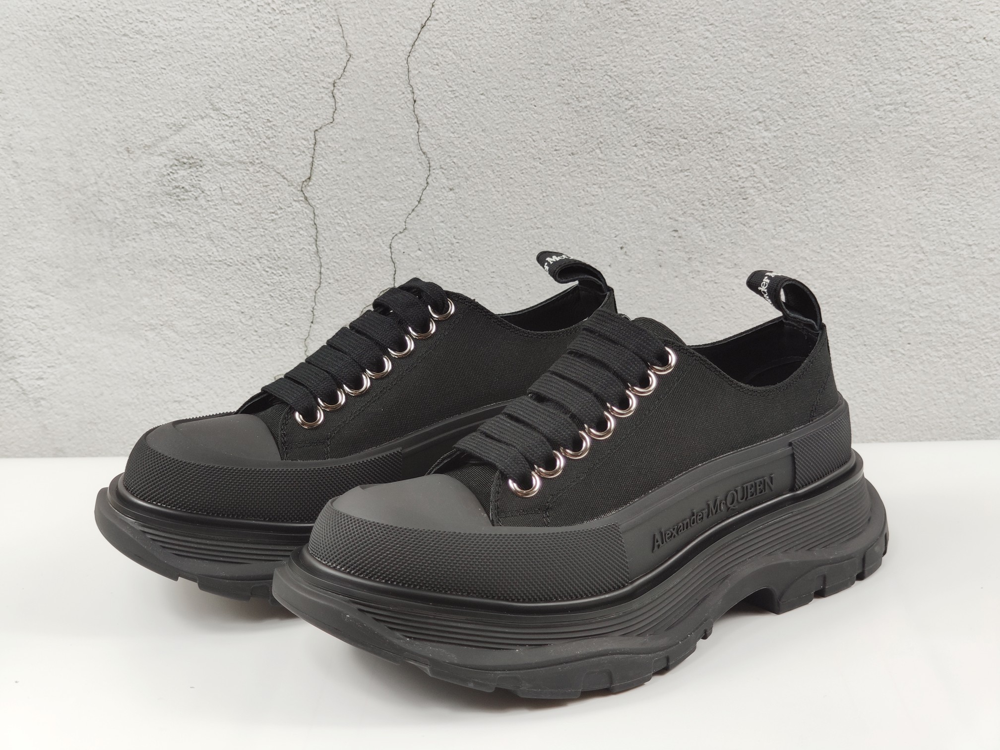 MCQ Sneaker Tread Slick in Black