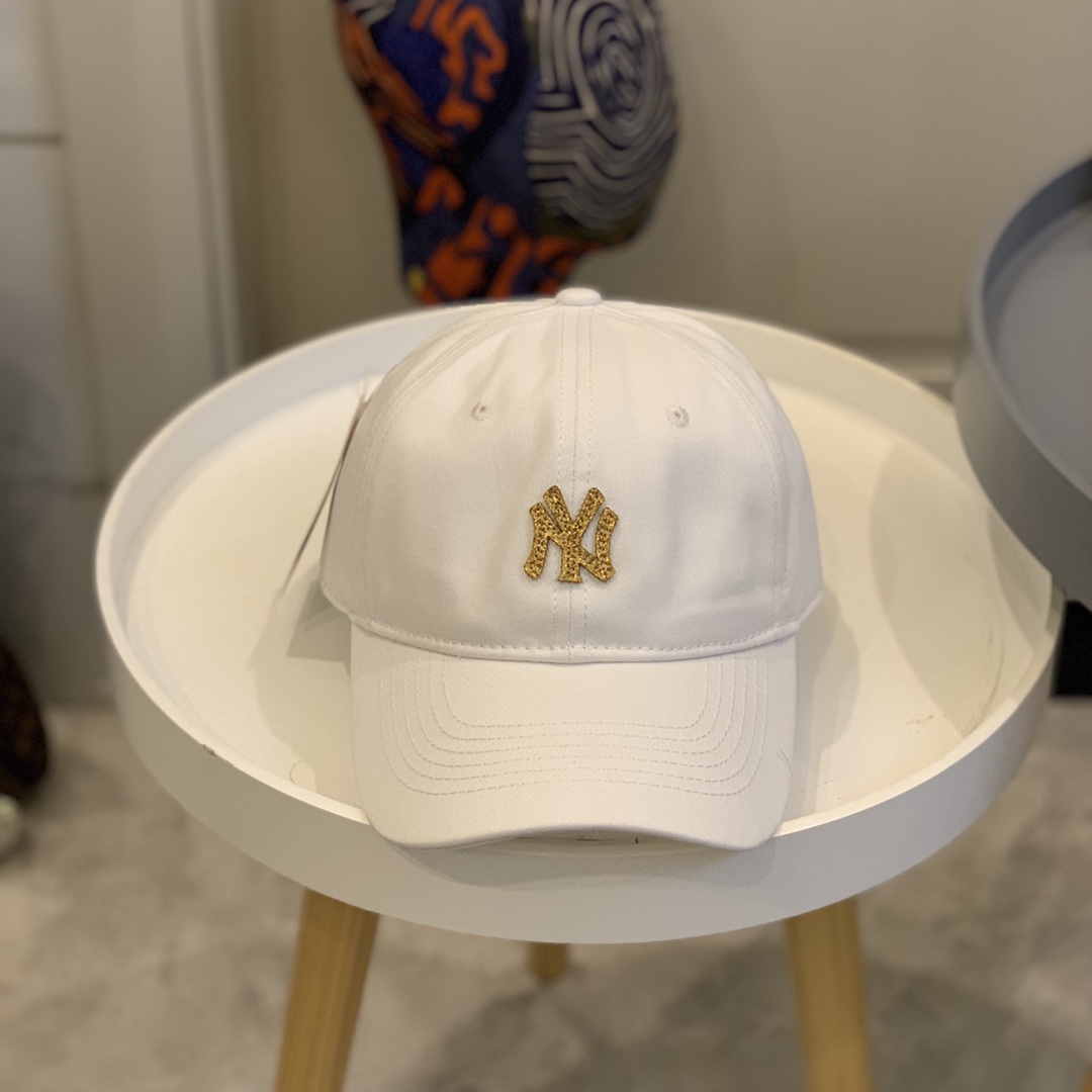 NY Hat in White