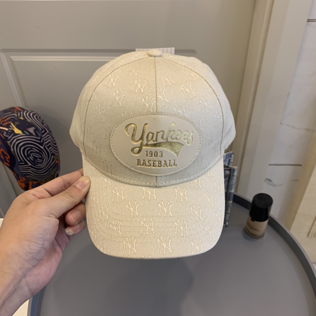 NY Hat in White