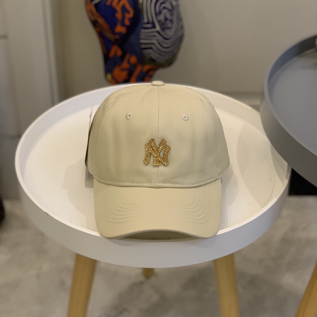 NY Hat in White