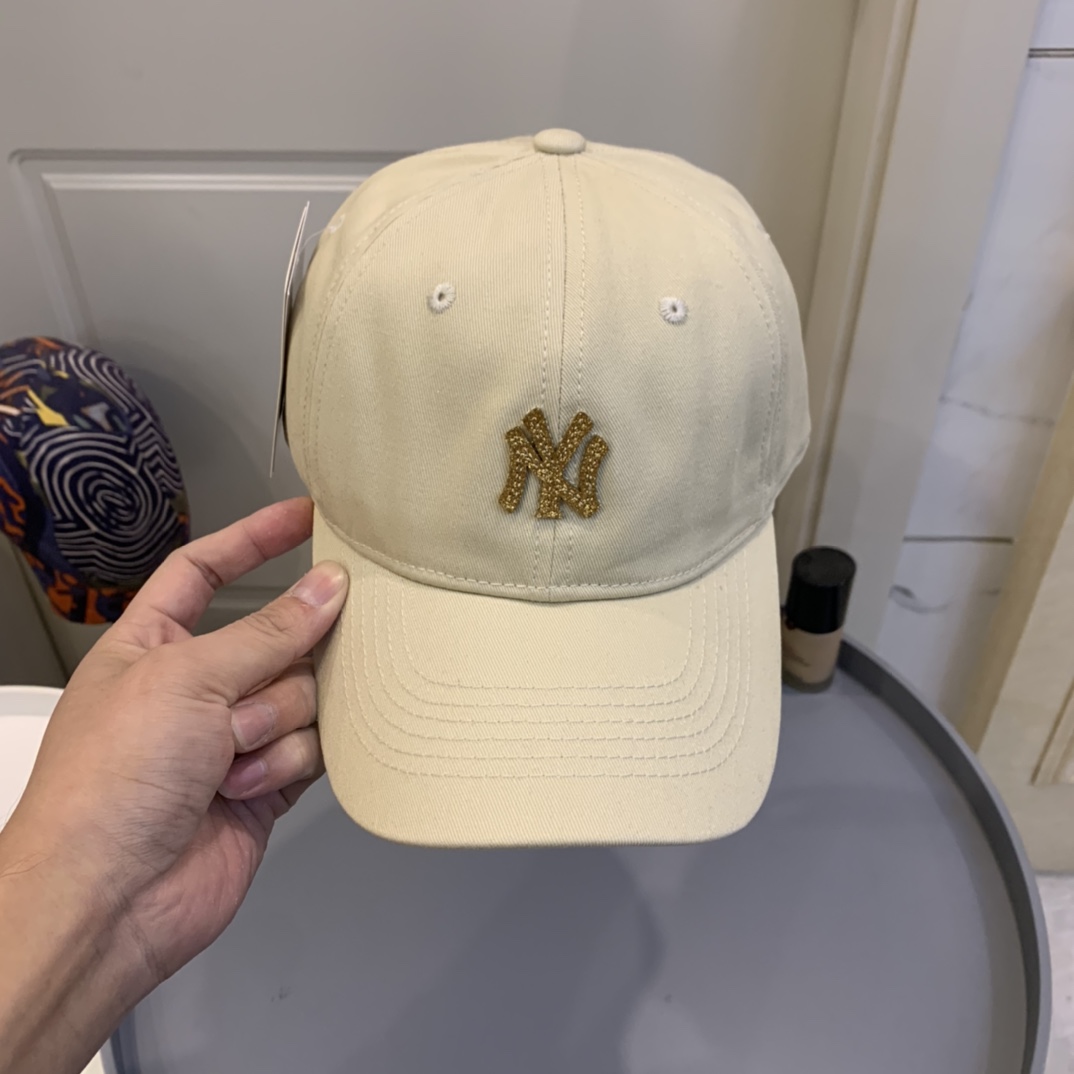 NY Hat in White