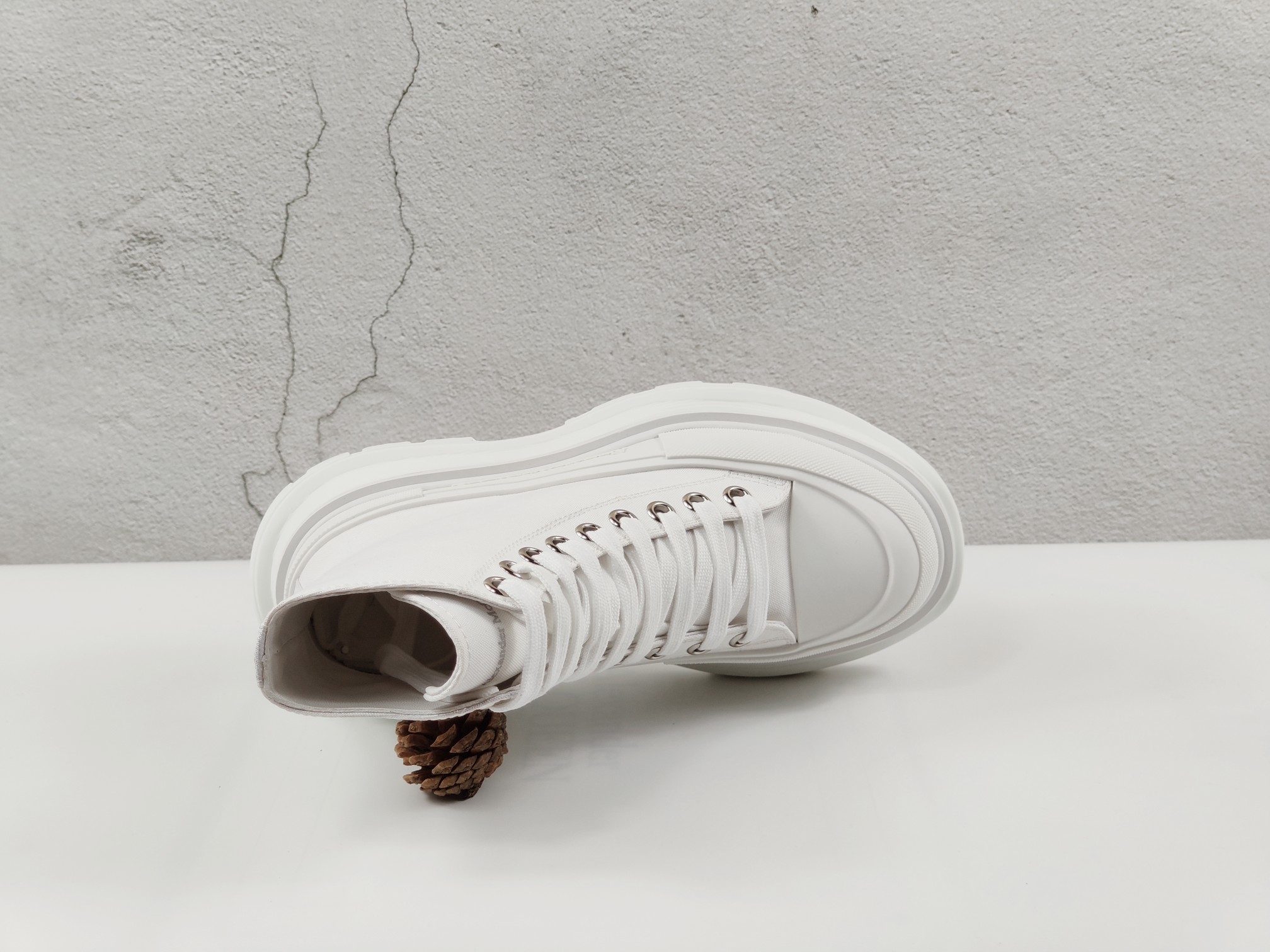 MCQ Sneaker Tread Slick Boot in White