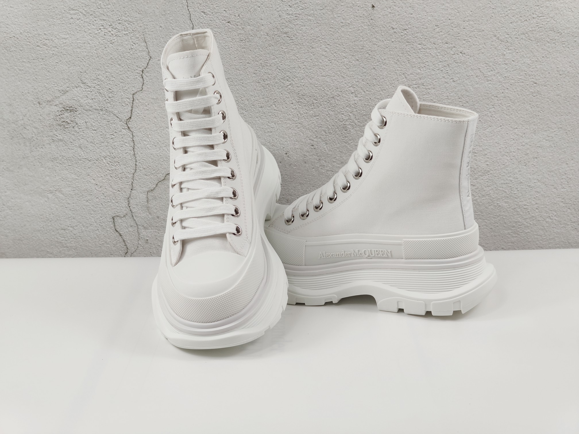 MCQ Sneaker Tread Slick Boot in White