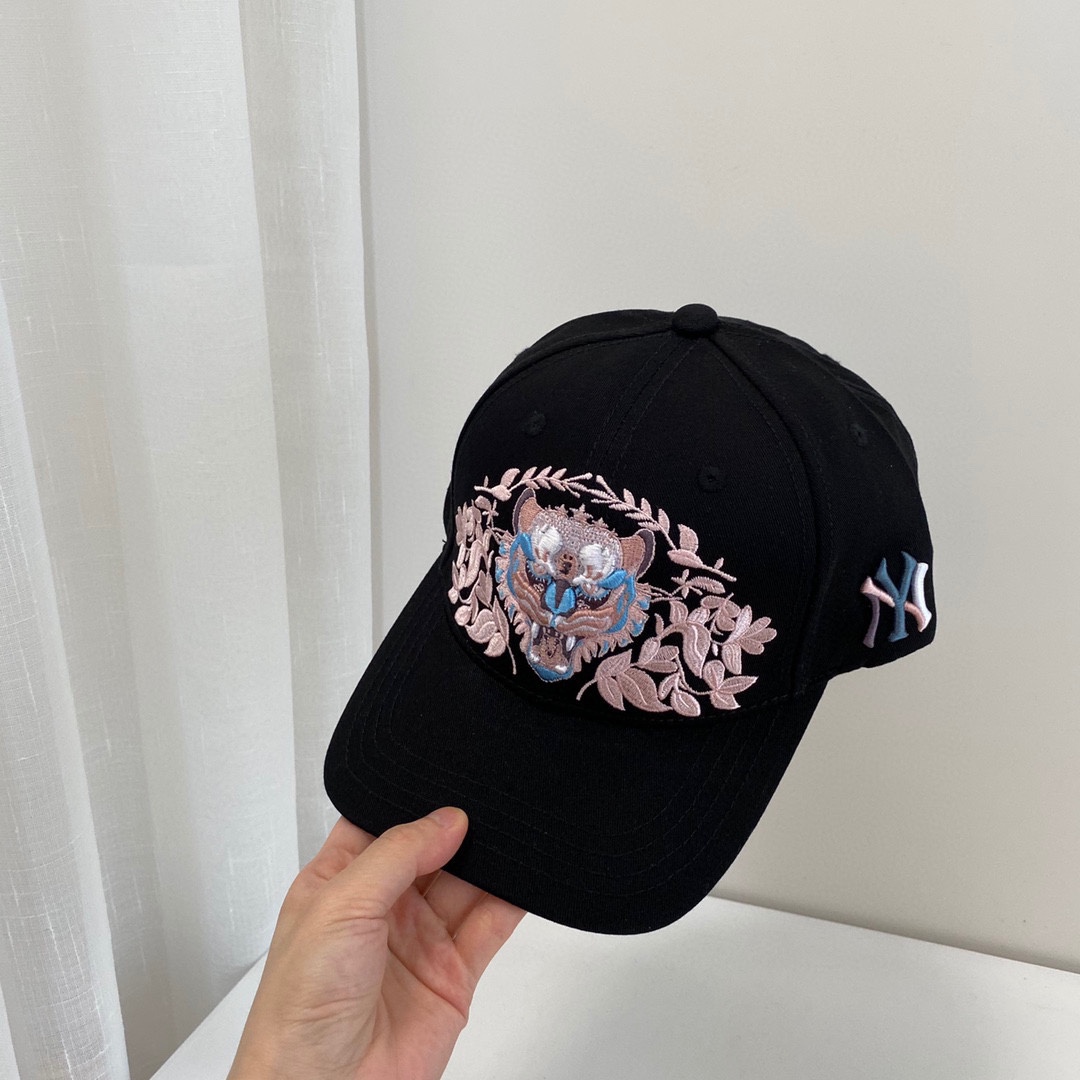 NY Hat in Black