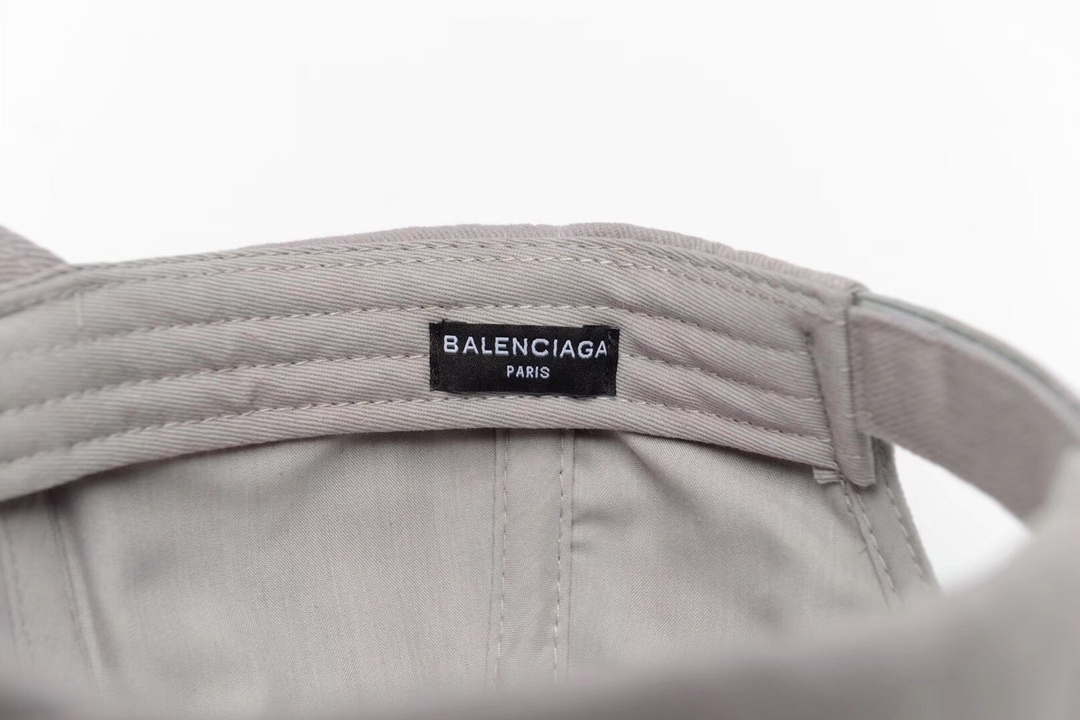 High Quality Grey Fashion man Balenciaga Hat DU_Bcap012