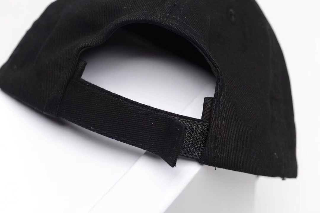 High Quality Black Decorated Balenciaga Hat DU_Bcap010