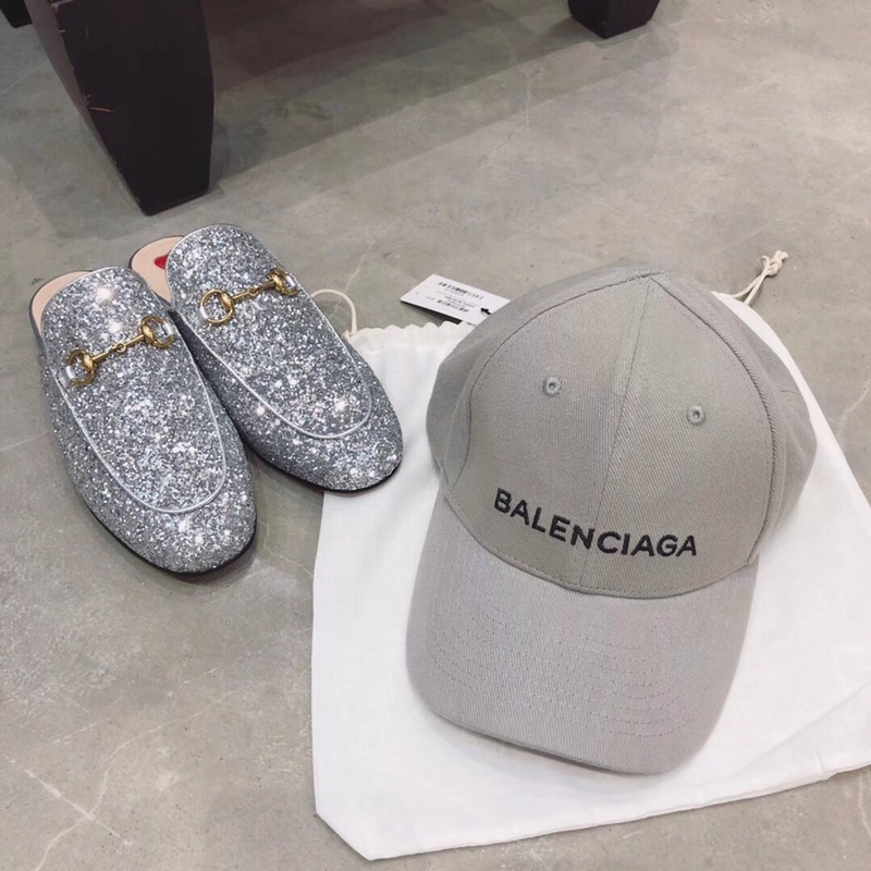 High Quality Balenciaga grey Hats  DU_Bcap004