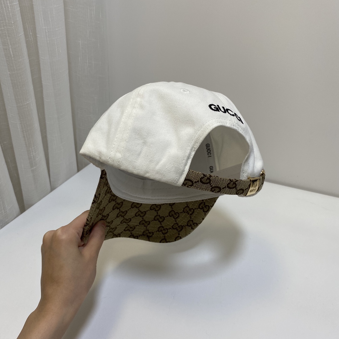Gucci Hat in White