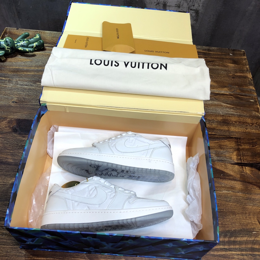 LV x AJ1 Lace-up Sneakers In White