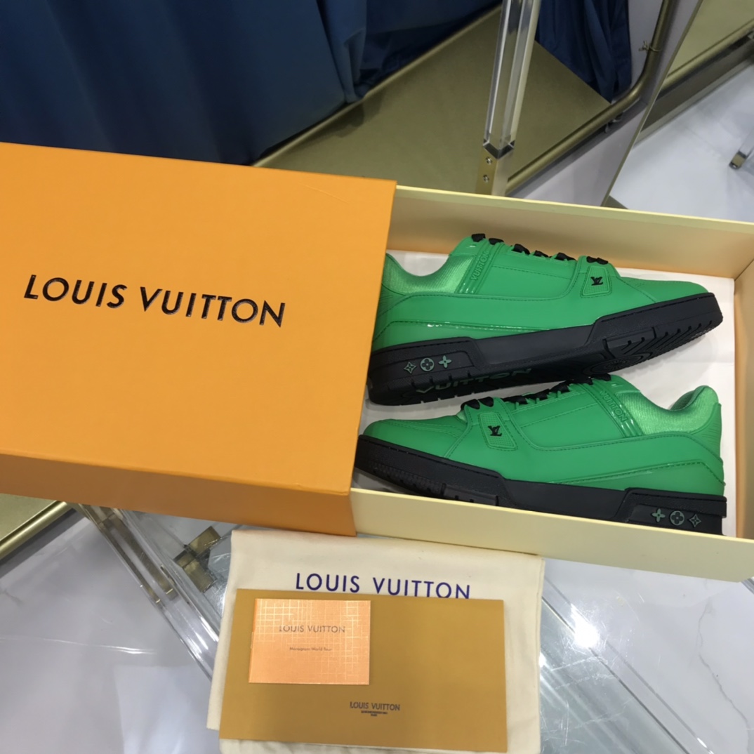 LV Trainer Sneaker 2038 New Arrival Top Quality 