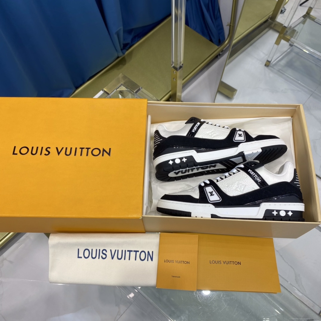 LV Trainer Sneaker 2033 New Arrival Top Quality 