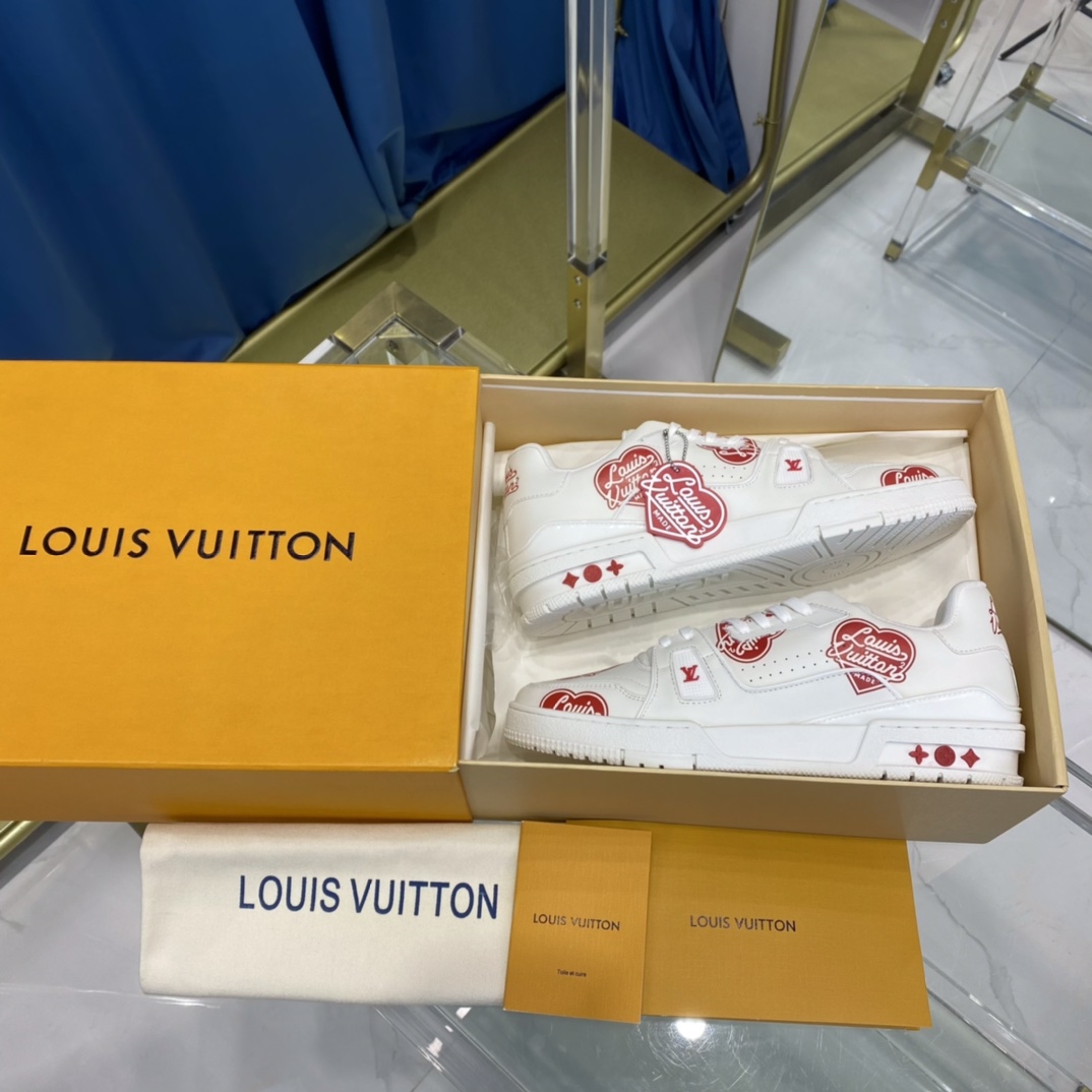 LV Trainer Sneaker 2032 New Arrival Top Quality 