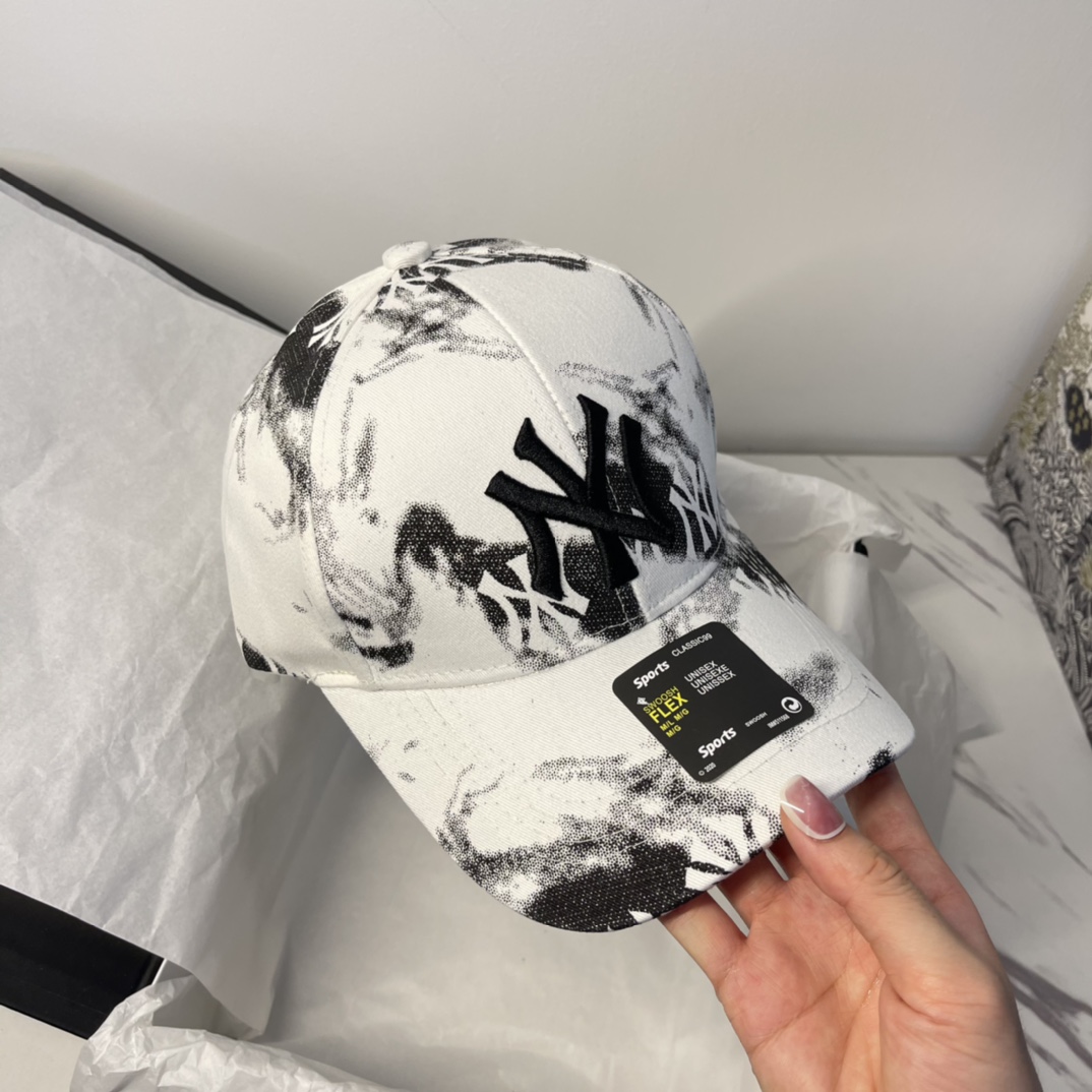 NY Hat in White