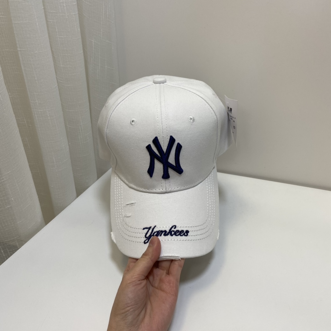 NY Hat in White