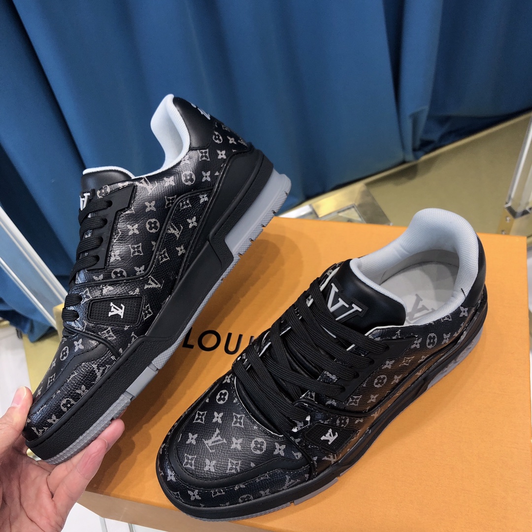 LV Trainer Sneaker 2023 New Arrival Top Quality 