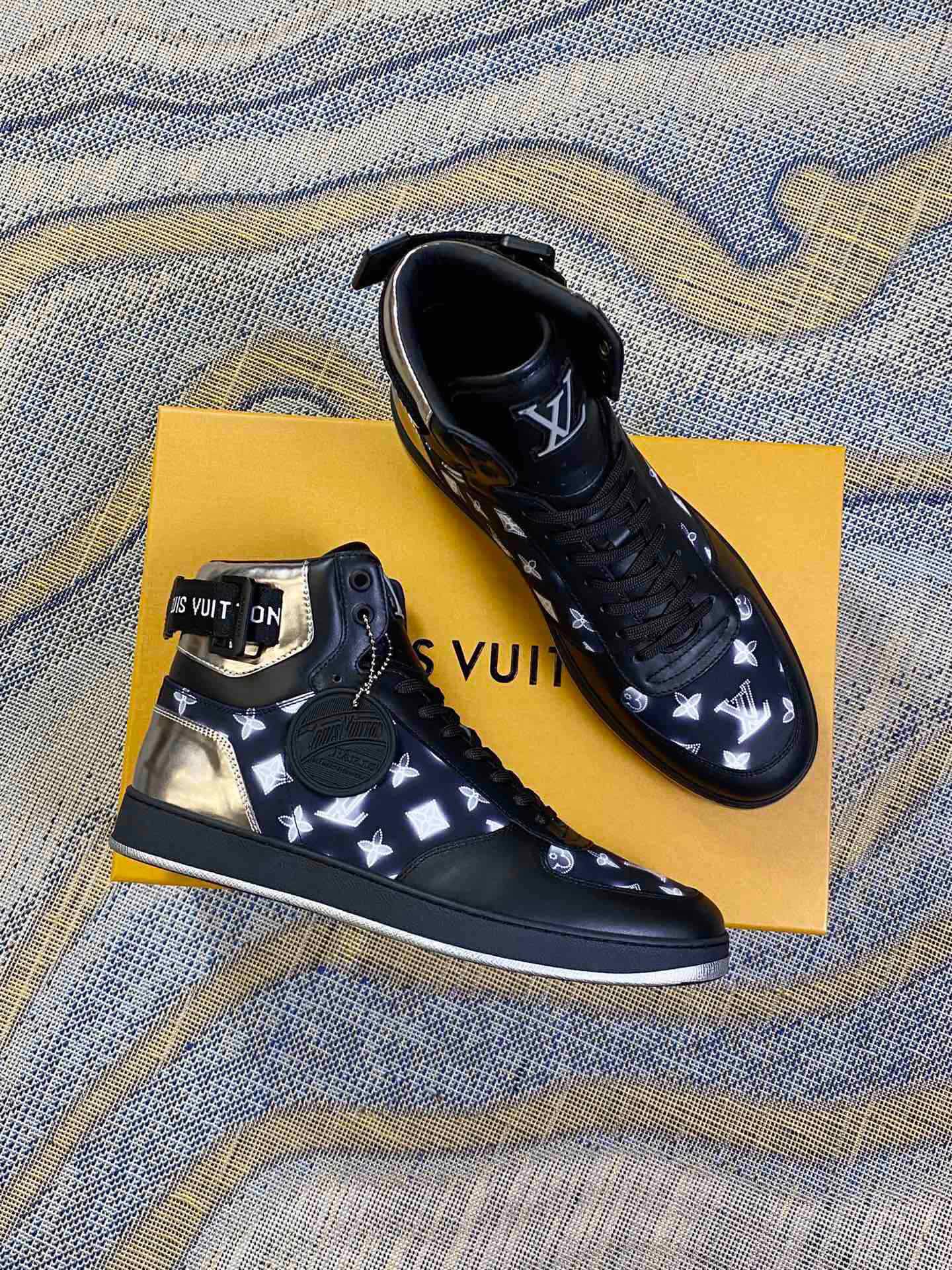 LV Trainer Sneaker 2022 New Arrival Top Quality 