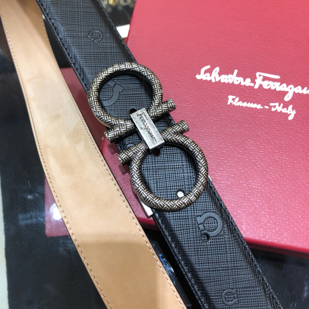 Salvatore Ferragamo Belt in Black