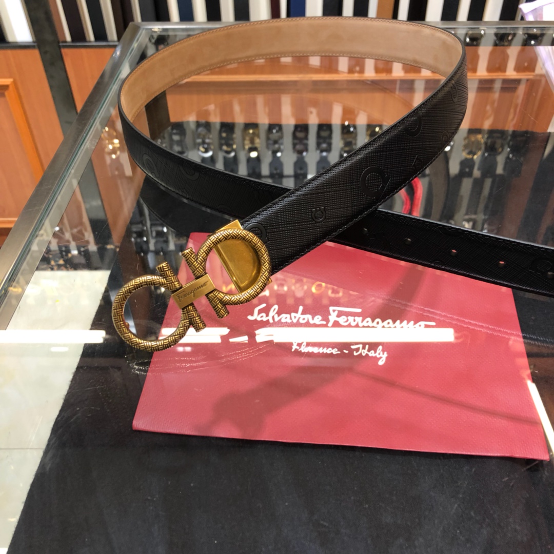 Salvatore Ferragamo Belt in Black