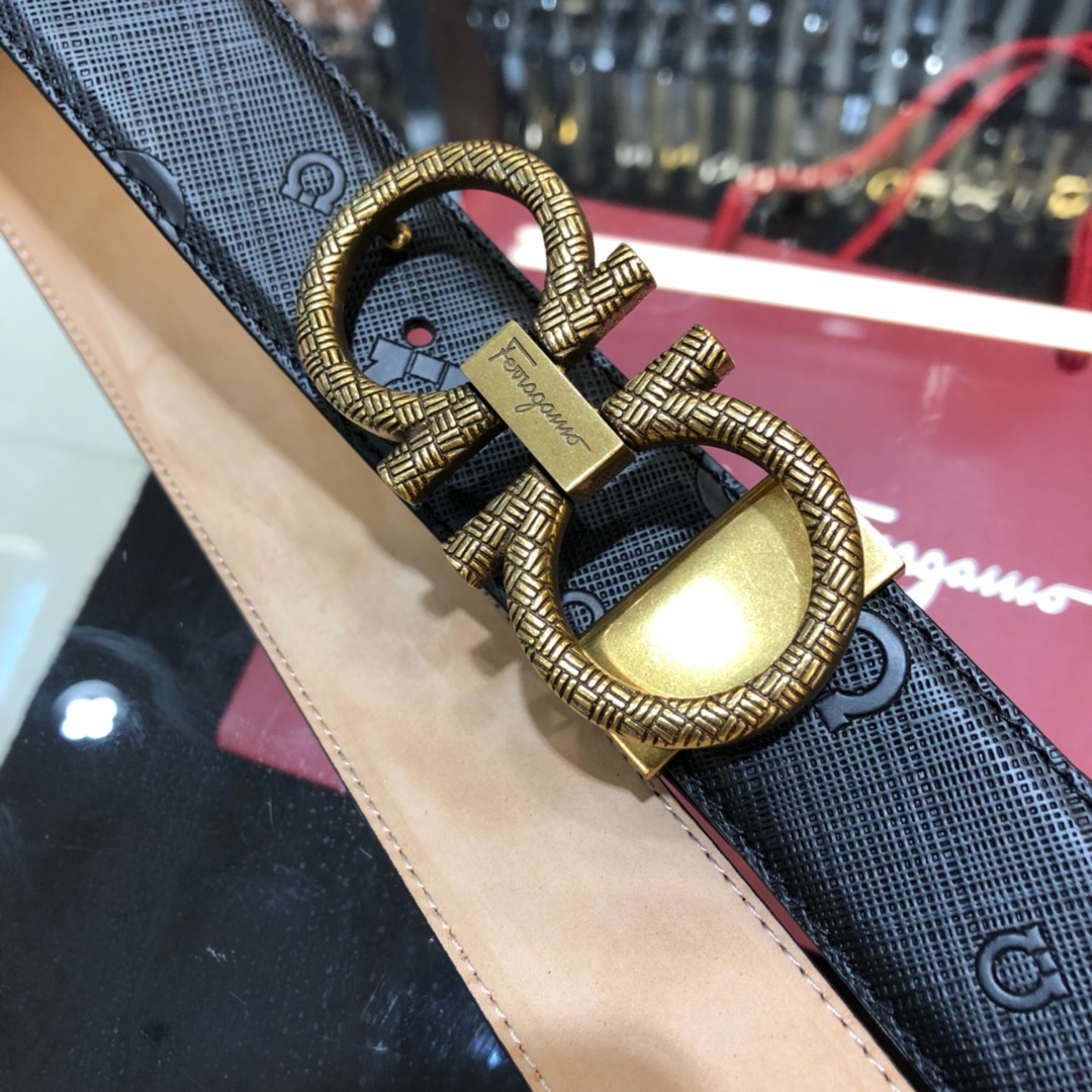 Salvatore Ferragamo Belt in Black