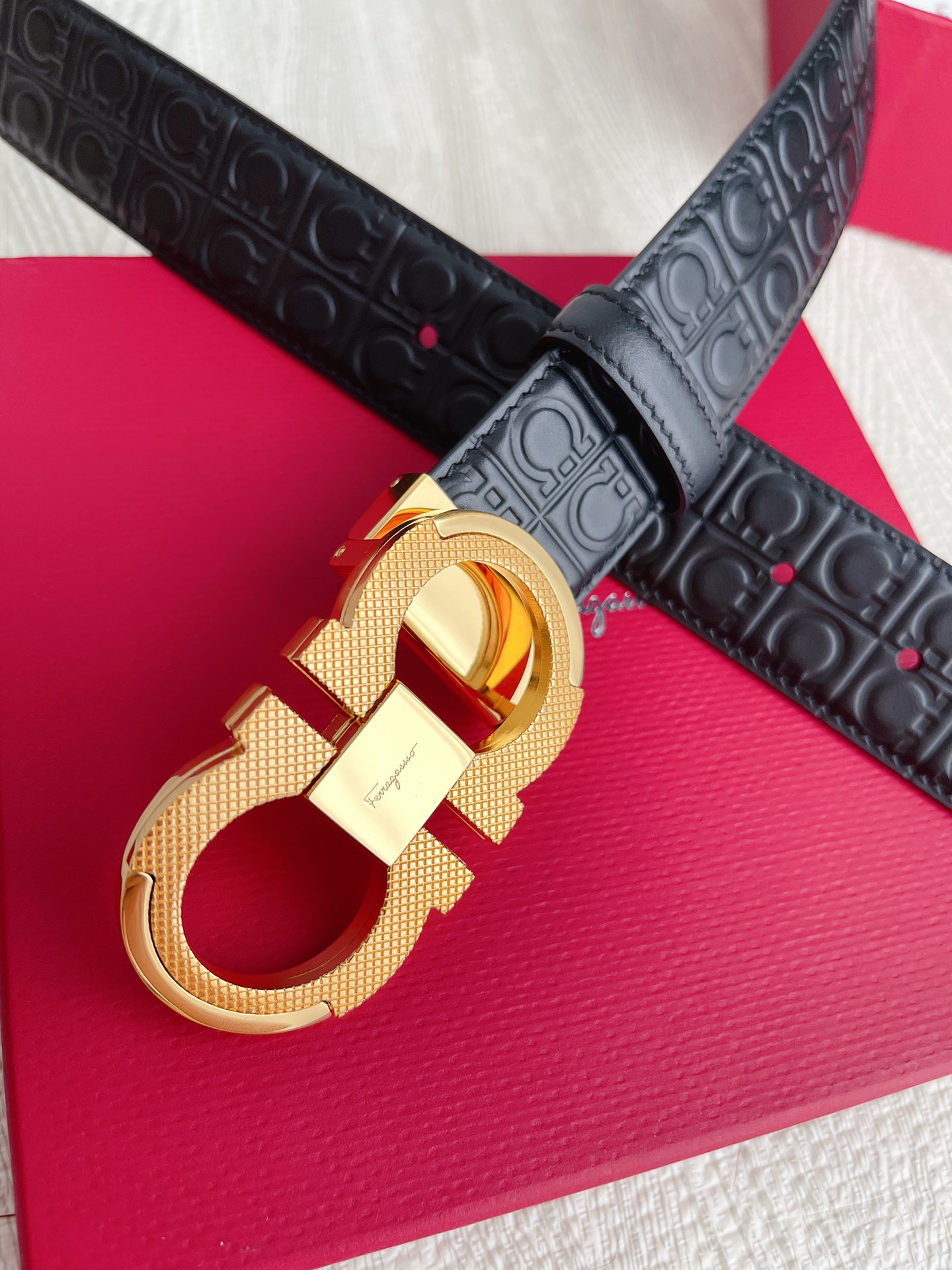 Salvatore Ferragamo Belt in Black